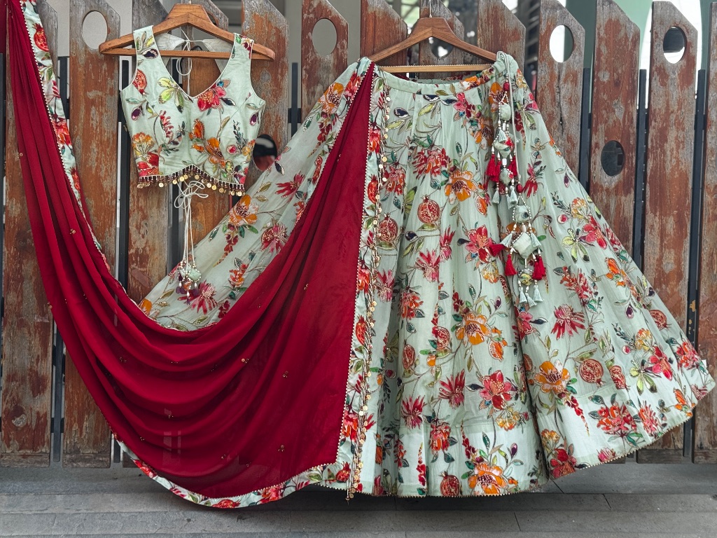 Floral | Pistachio