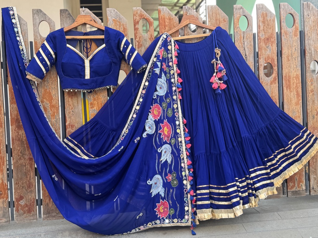 Butterfly | Royal blue