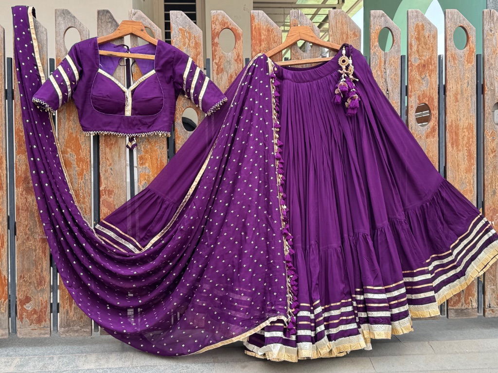 Butterfly | Deep magenta